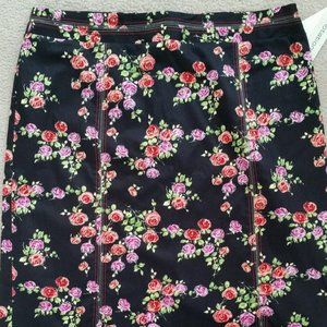NWT Size XL Black Floral Skirt